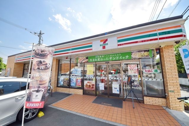 コンビニ　セブンイレブン世田谷祖師谷5丁目店（コンビニ）まで717m