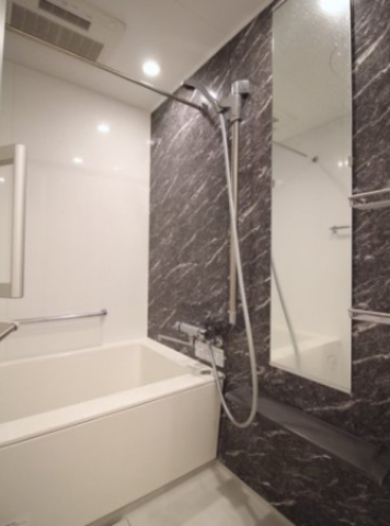 バス・シャワールーム　風呂