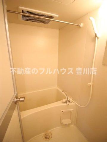 バス・シャワールーム　写真は別室