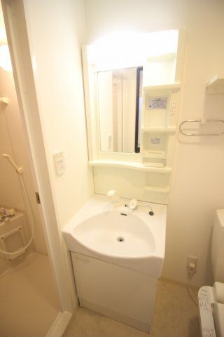 洗面設備　別タイプ参考写真　アベニール大塚　豊島区北大塚3