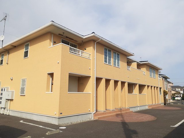建物外観　「スプランドゥール」の外観です