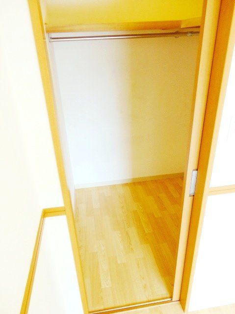 収納　ウォークインクローゼット