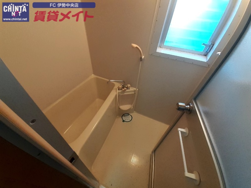 バス・シャワールーム　別部屋参考写真