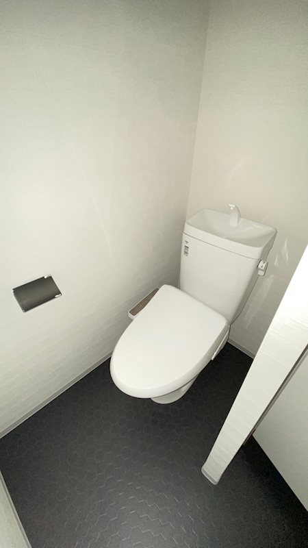 トイレ　清潔感のあるトイレです