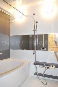 バス・シャワールーム　詳細は、ウィンドワード中の島までご相談下さい。