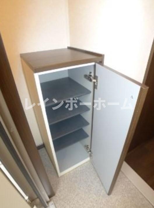 玄関　シンプルで使いやすい玄関です