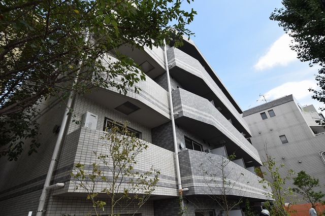 建物外観　新築！内見は現地での待ち合わせも可能です