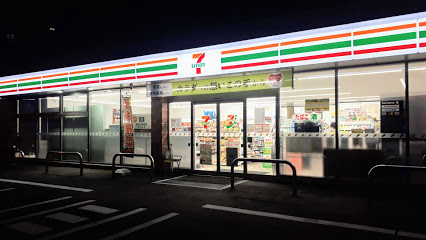 コンビニ　セブンイレブン札幌北2条東8丁目店（コンビニ）まで235m