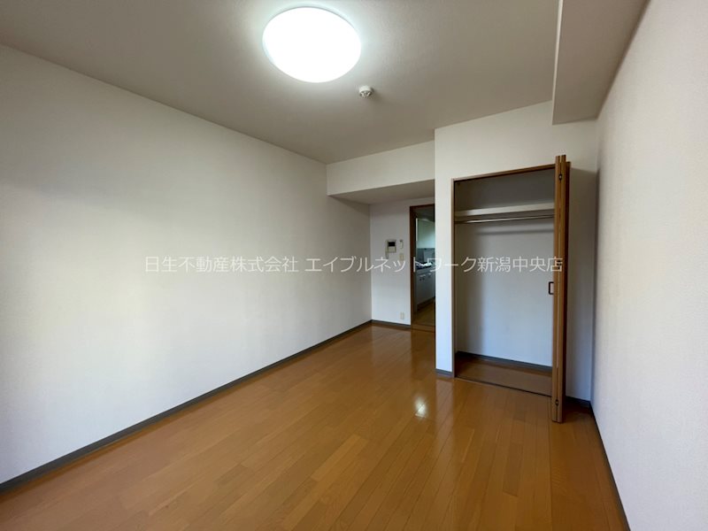 居室・リビング　別部屋参考写真