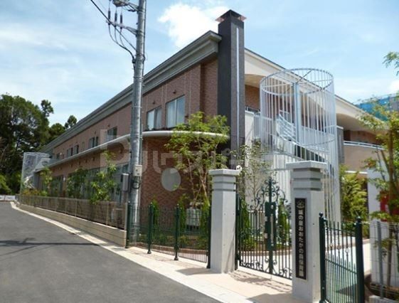 幼稚園・保育園　おおたかの森ヒルズナーサリースクール（幼稚園・保育園）まで450m