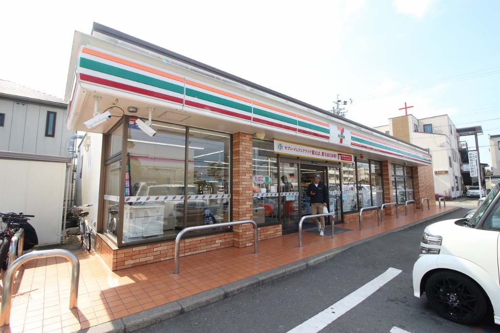 銀行　セブンイレブン 浜松和地山2丁目店（銀行）まで516m