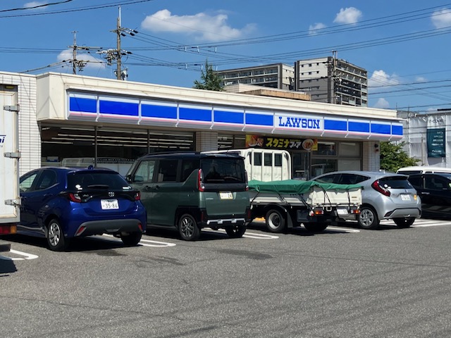 コンビニ　ローソン瑞穂区内浜町店（コンビニ）まで635m