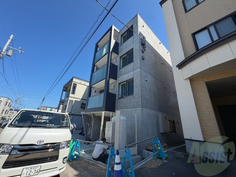 建物外観　札幌市豊平区西岡５条「プリリアコア」