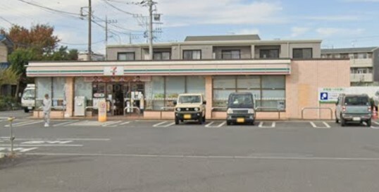 コンビニ　セブンイレブン藤沢石川店（コンビニ）まで392m