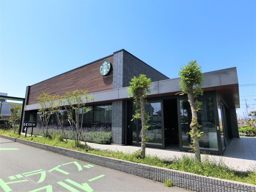 飲食店　スターバックスコーヒー前橋元総社店（飲食店）まで527m