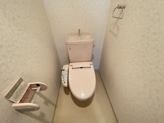 トイレ　※別部屋の写真です