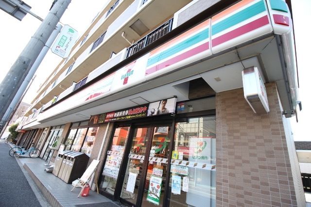 コンビニ　セブンイレブン船橋塚田駅前店（コンビニ）まで660m
