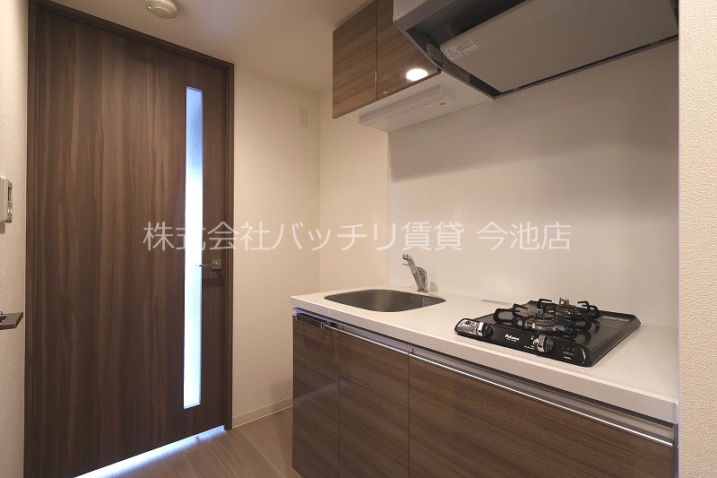 キッチン　画像は、同型タイプの為、現状を優先いたします。