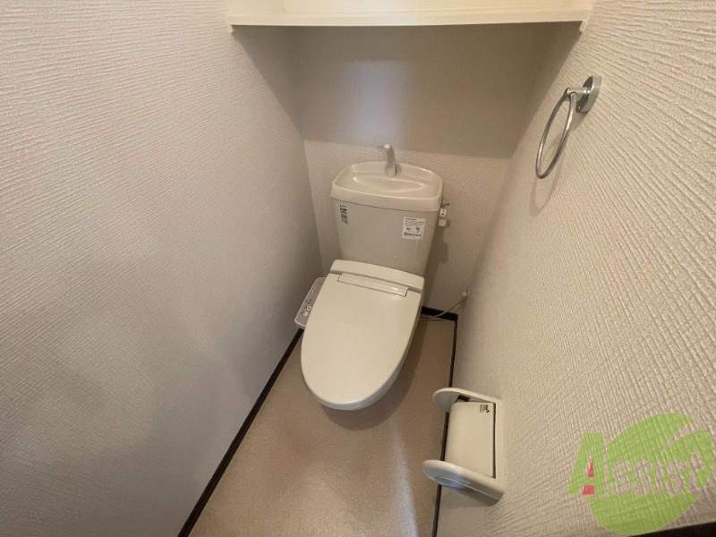 トイレ　トイレには温水洗浄便座になっており衛生面も充実しています。