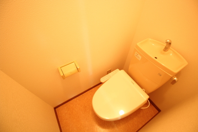 グランドジュレー浜松町のトイレ写真