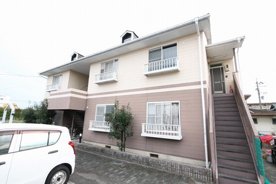 建物外観　外観は落ち着いています