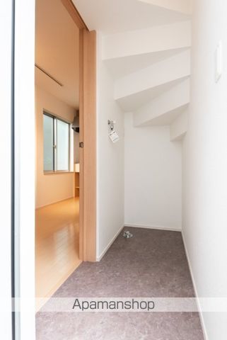 京急本線 雑色駅 徒歩7分 3階建 築11年の居間写真