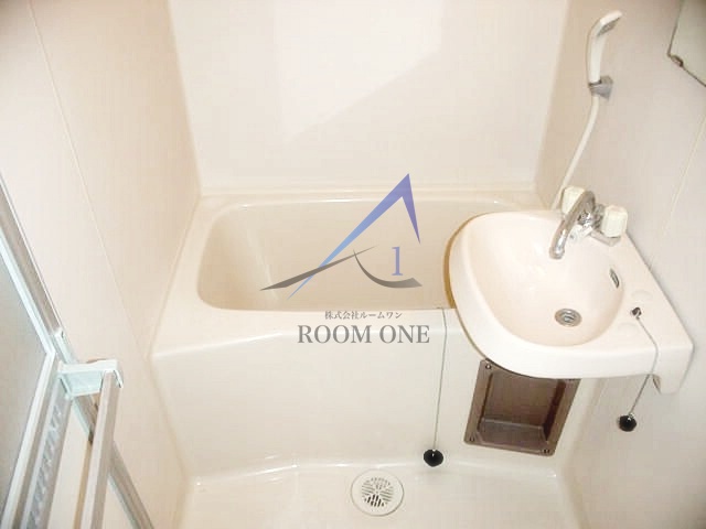 バス・シャワールーム　お風呂です。