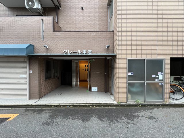 エントランス　清潔なエントランスです