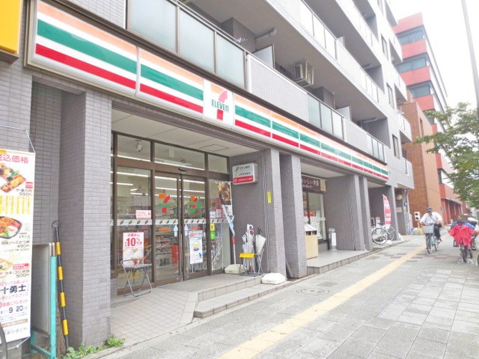 コンビニ　セブンイレブン板橋熊野町店（コンビニ）まで54m