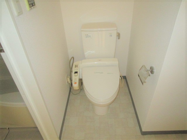 アーバンフラッツ町田のトイレ写真