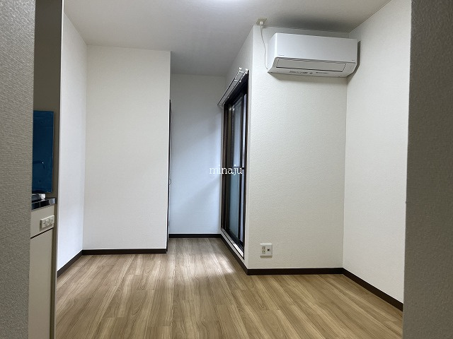 ミナージュ大手筋の居間写真