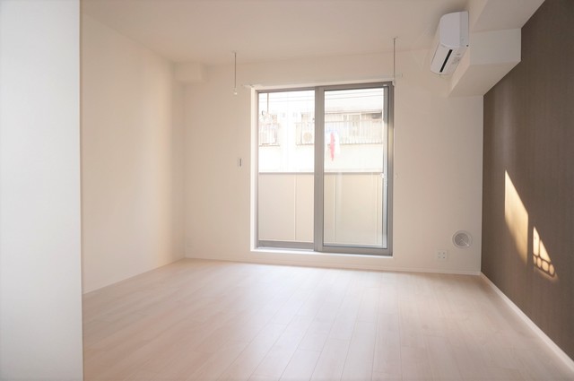 居室・リビング　別部屋参考写真・３０５号室を利用中※現況優先