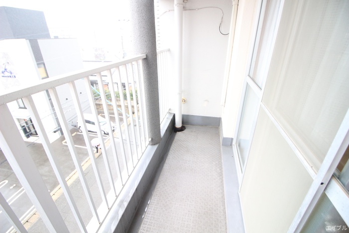 バルコニー　※別のお部屋の写真です