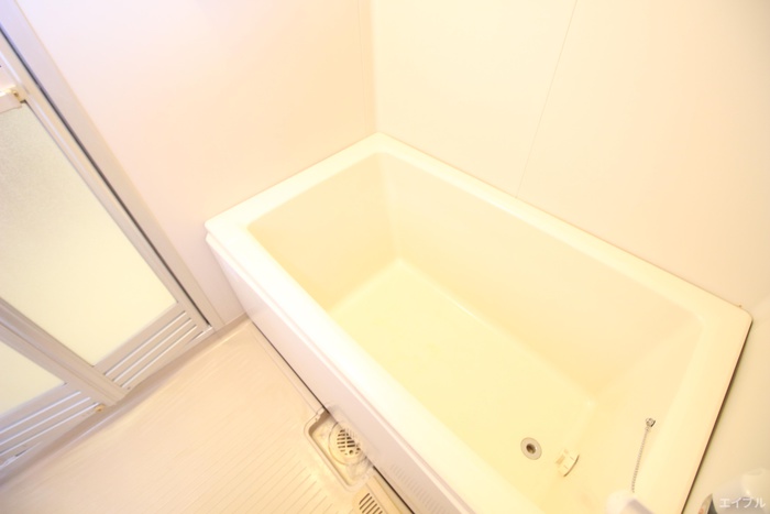 バス・シャワールーム　※別のお部屋の写真です