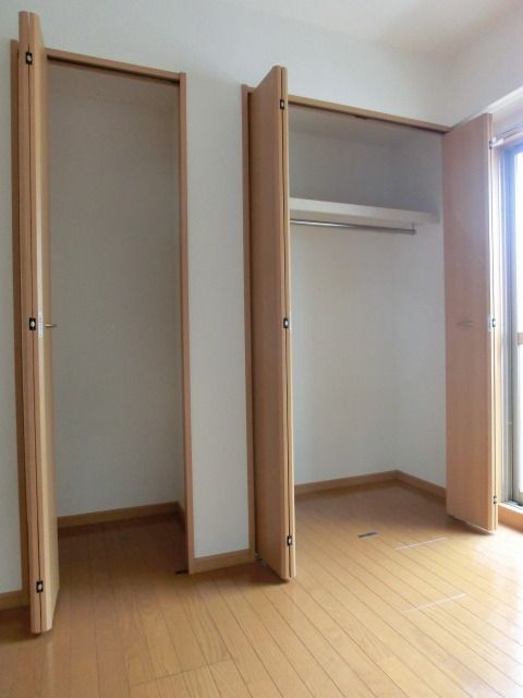 収納　※別号室参考写真です