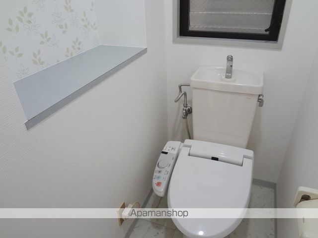 近鉄大阪線 高安駅 徒歩6分 3階建 築33年のトイレ写真