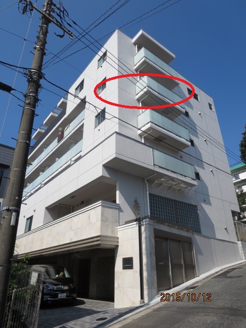 建物外観　エントランス側外観 (部屋位置） (2)
