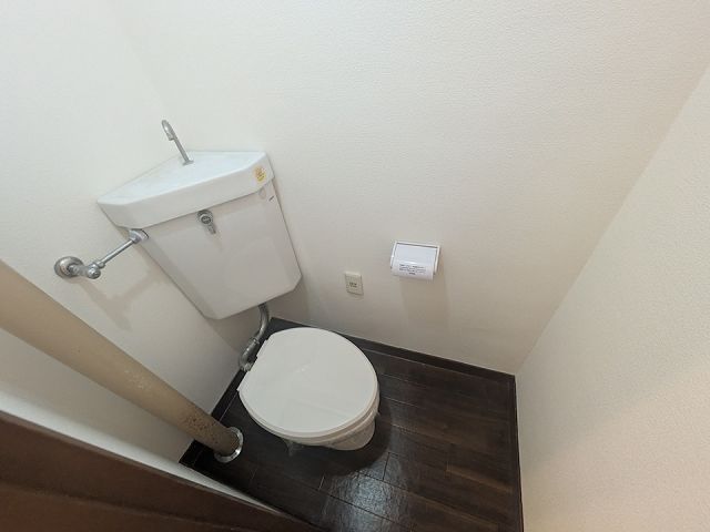 メゾンスガのトイレ写真