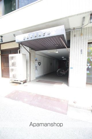 岡山電軌東山本線 西川緑道公園駅 徒歩7分 5階建 築49年の外観写真