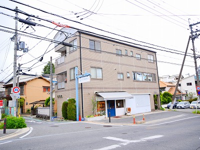 建物外観　外はこのようになっています