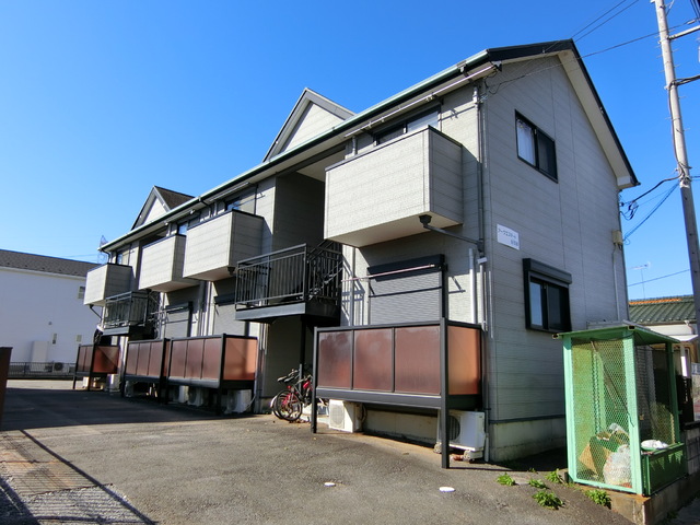 アークエステート谷田部の建物外観