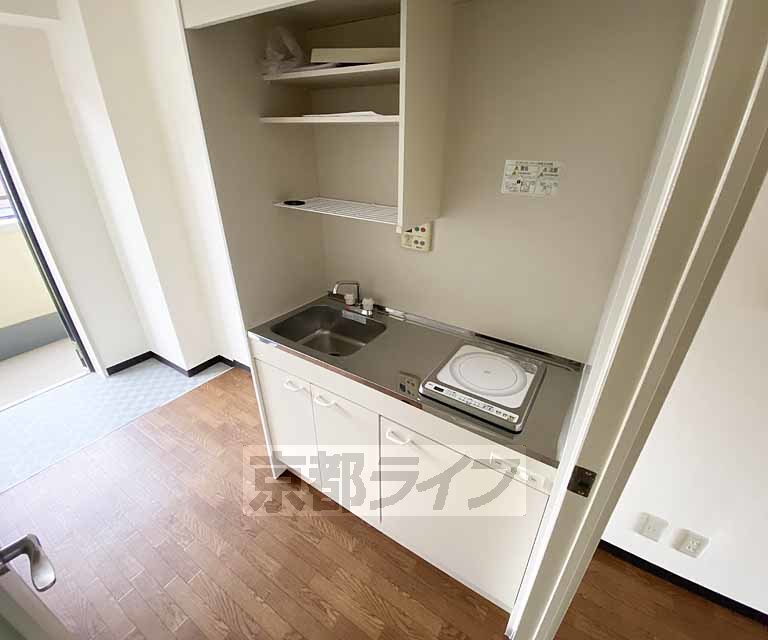 キッチン　まな板スペースのあるキッチンです