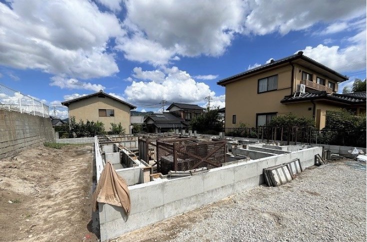 筑紫野市杉塚のアパートの建物外観