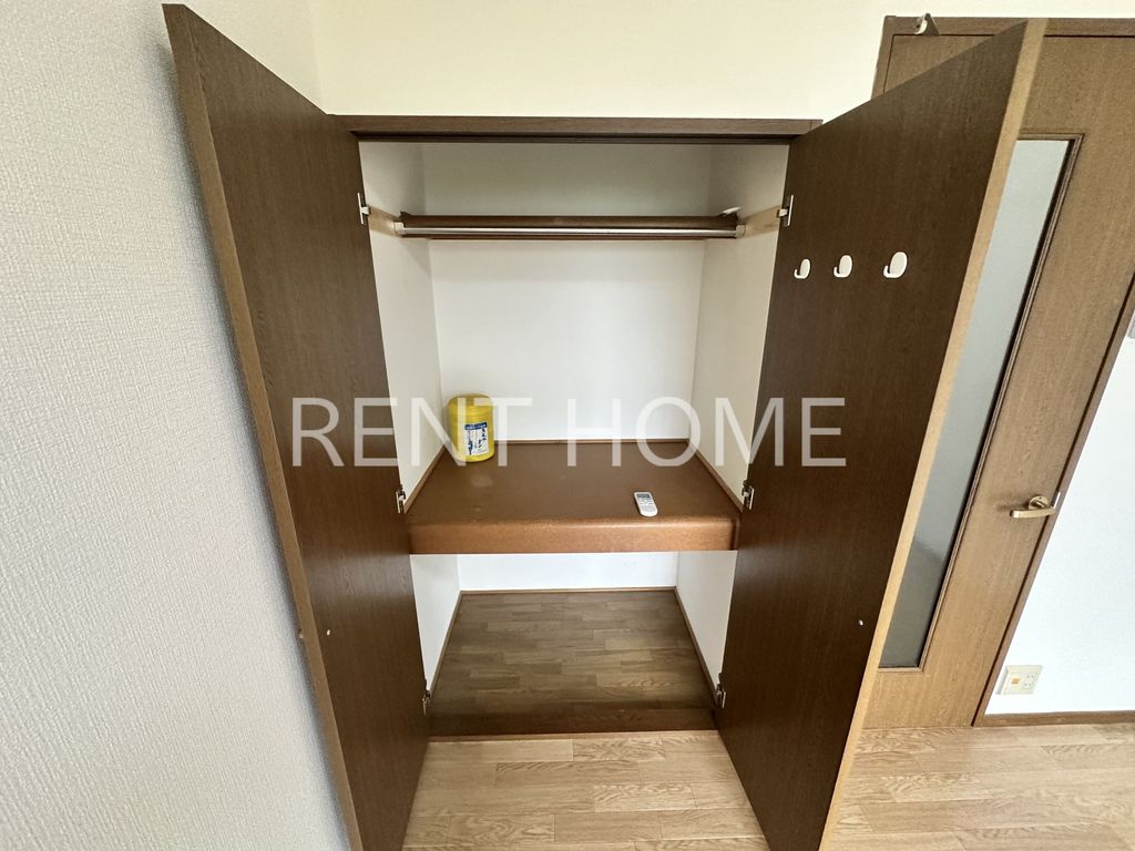 収納　クローゼット