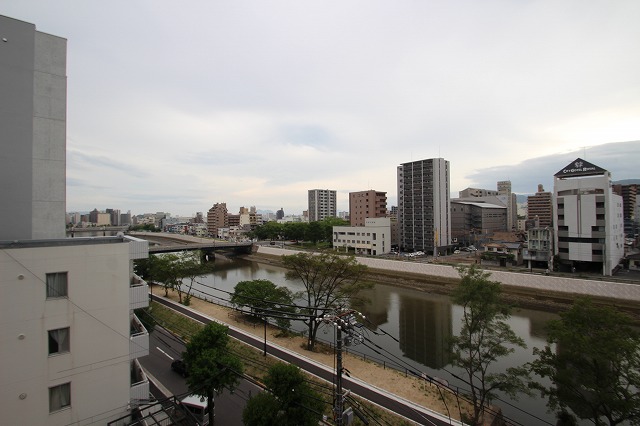 【広島市中区小網町のマンションの眺望】