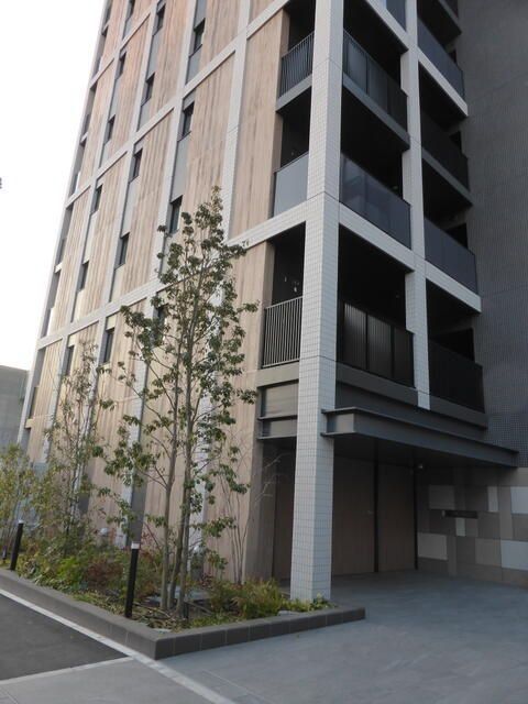 座間市相模が丘のマンションの建物外観