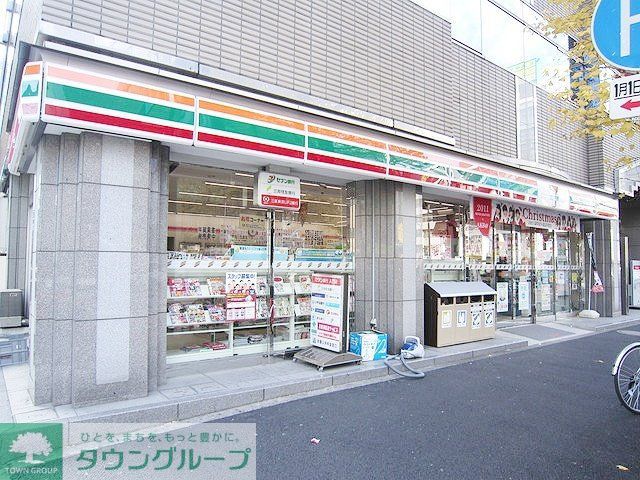 【文京区湯島のマンションのコンビニ】