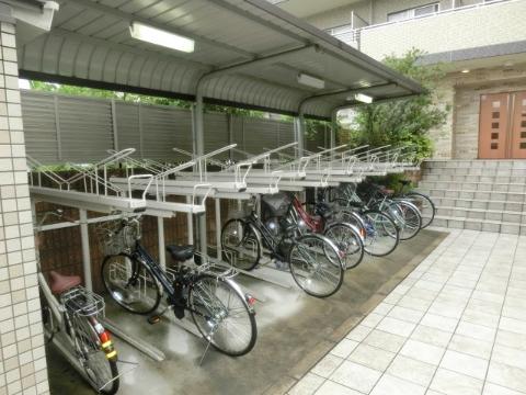 彩都シオン　その他共有部分　駐輪場