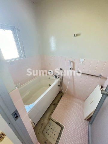 バス・シャワールーム　ゆったり過ごせるお風呂です