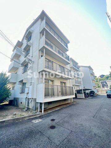 建物外観　外観は落ち着いています